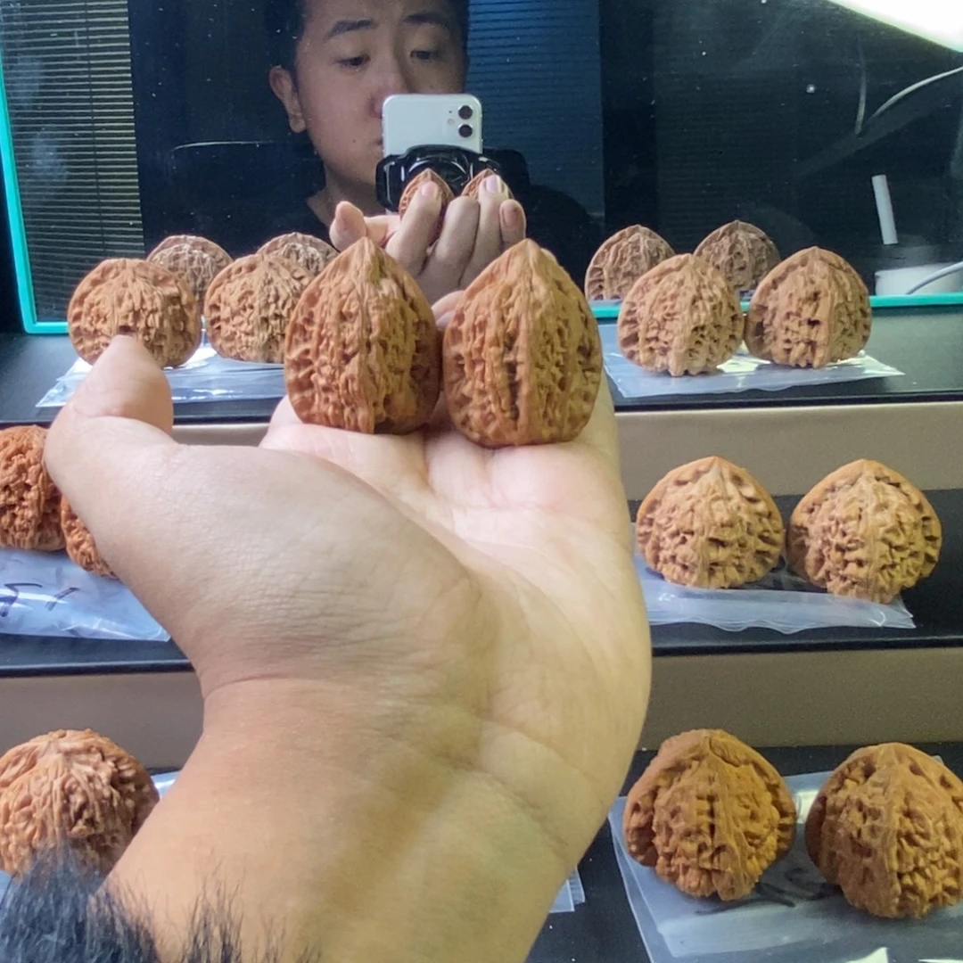 吊坠文玩核桃原树野鸡七日红34尺