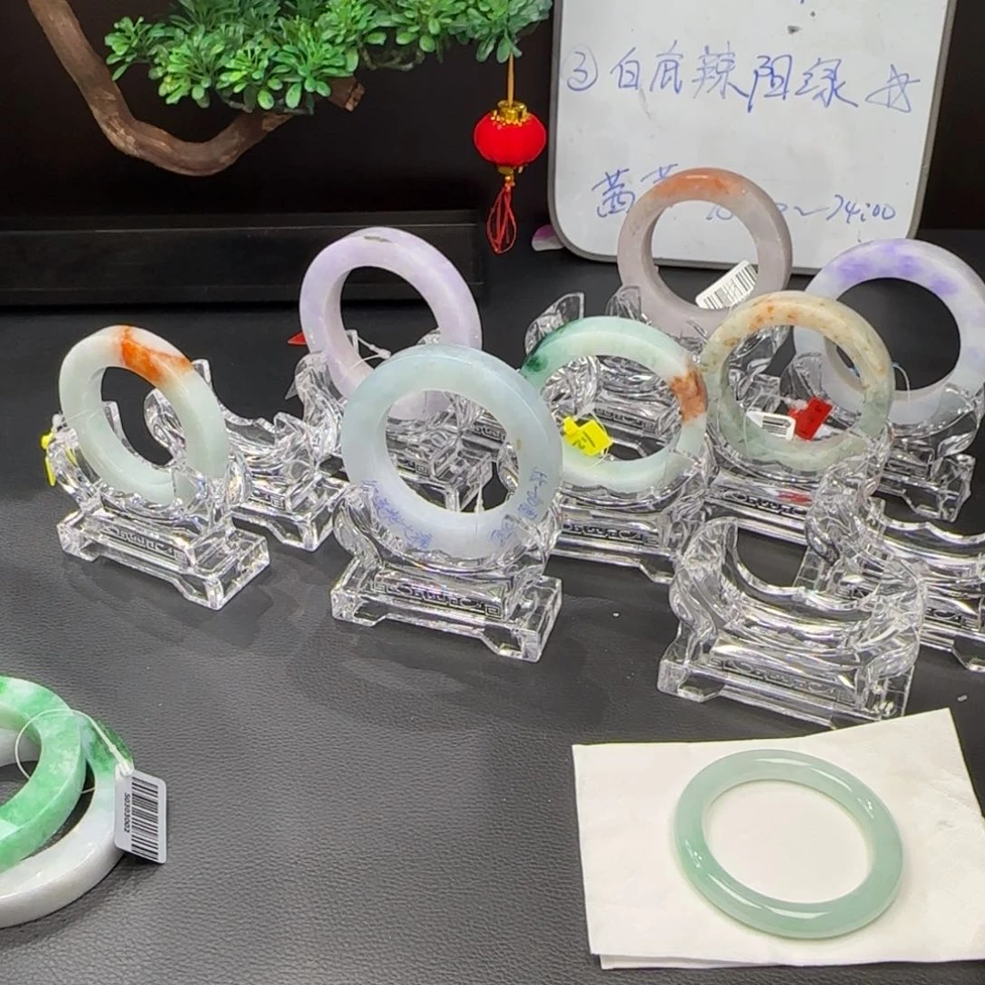 定制翡翠手镯定制未镶嵌春**光