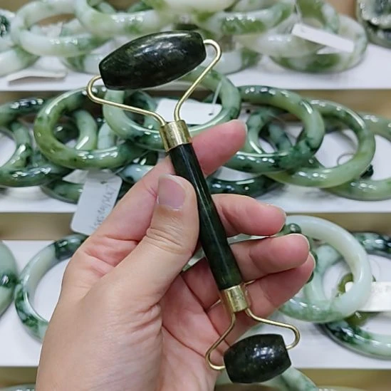 蛇纹石玉未镶嵌珠宝半成品