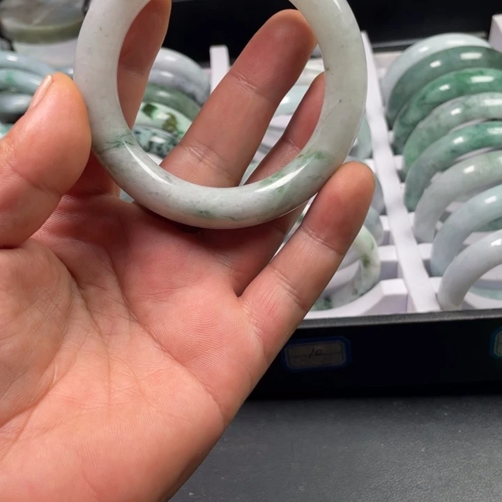 翡翠未镶嵌手镯翡翠手镯翡翠手镯项链手镯