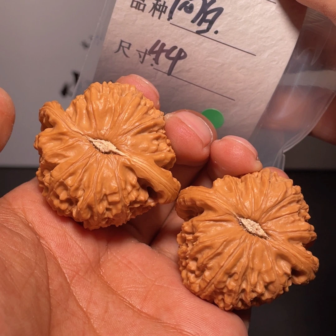 文玩核桃吊坠文玩核桃