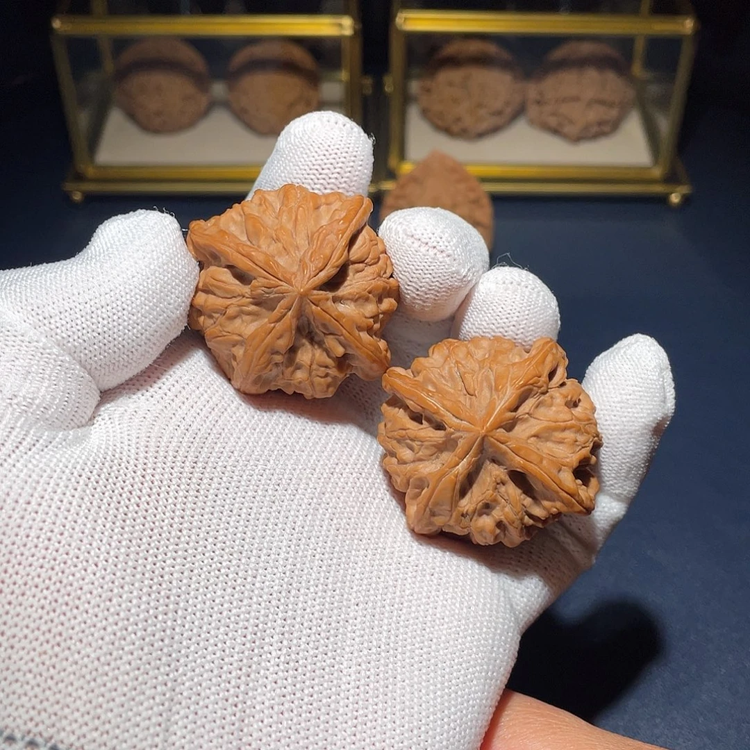 文玩核桃把件42玉玺正四棱