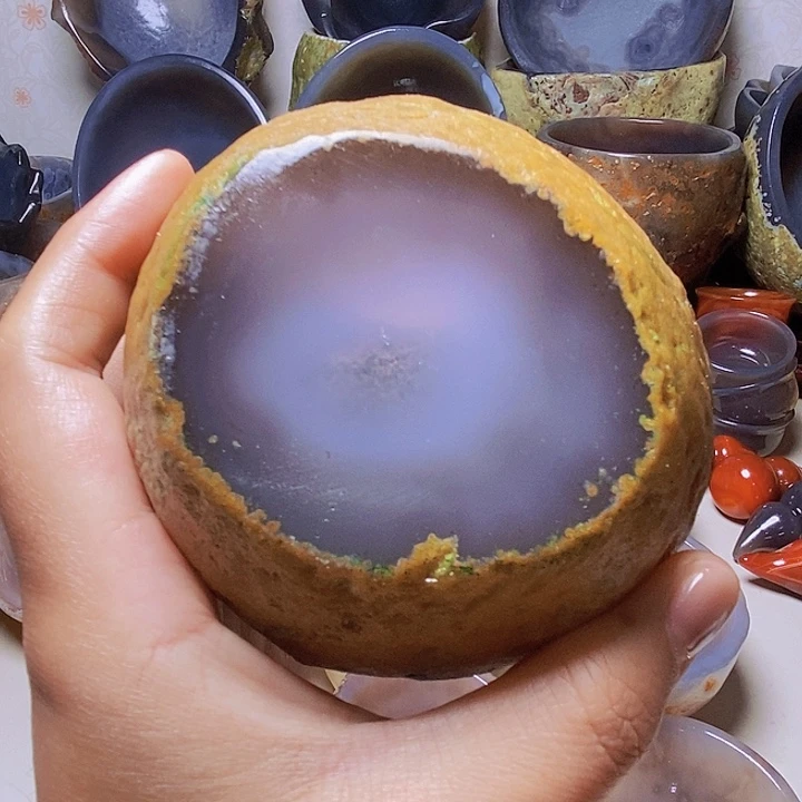 先***刘玛瑙/玉髓未镶嵌，