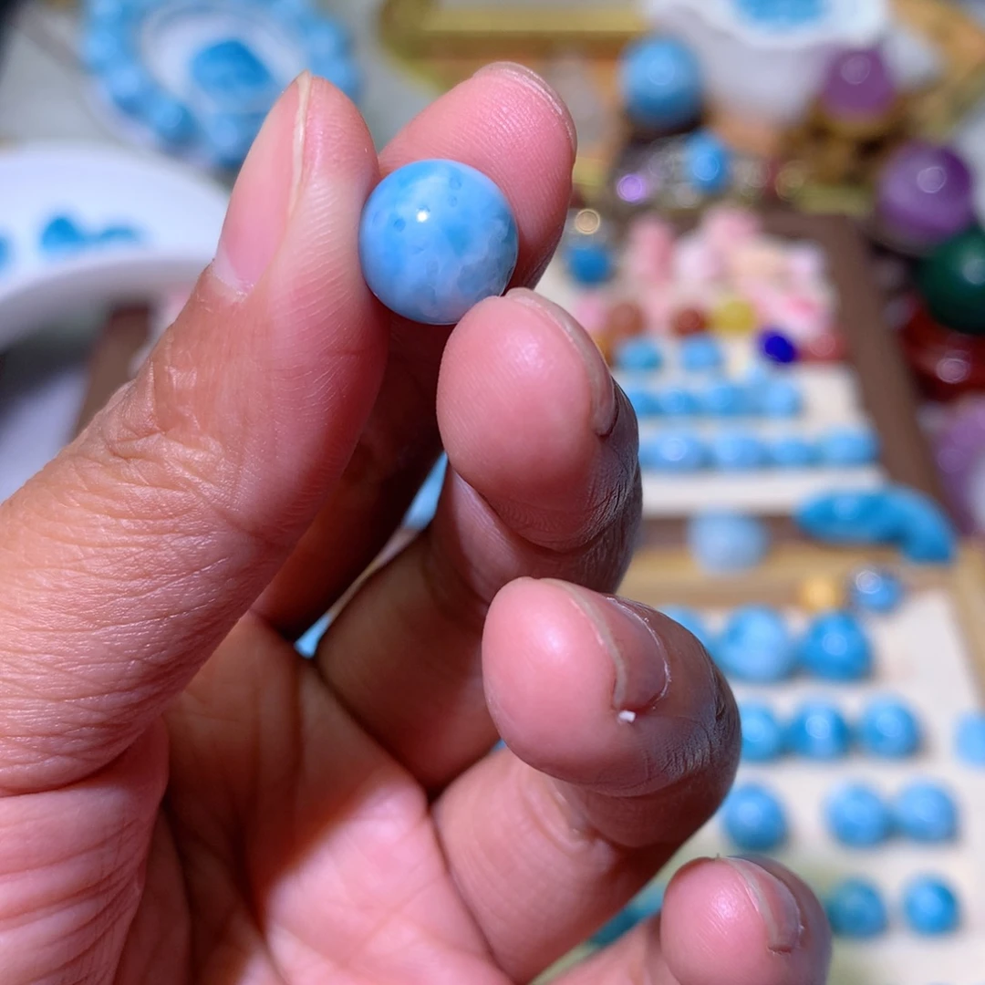 针钠钙石未镶嵌手饰