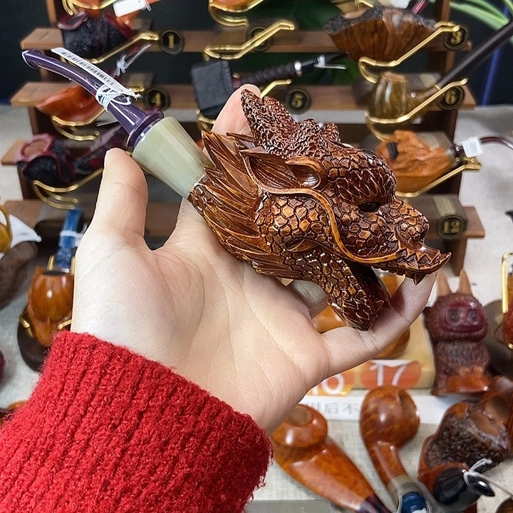 天***运石楠木雕刻会呼吸的神龙