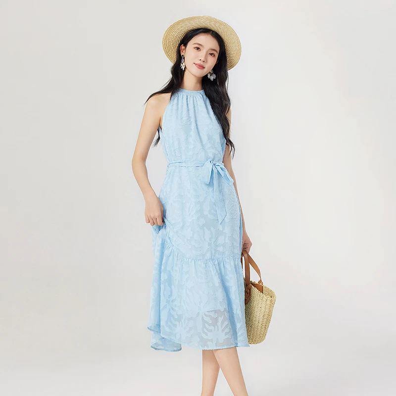 朵以2025夏季新款度假风提花绑带收腰挂脖无袖连衣裙39DX839093