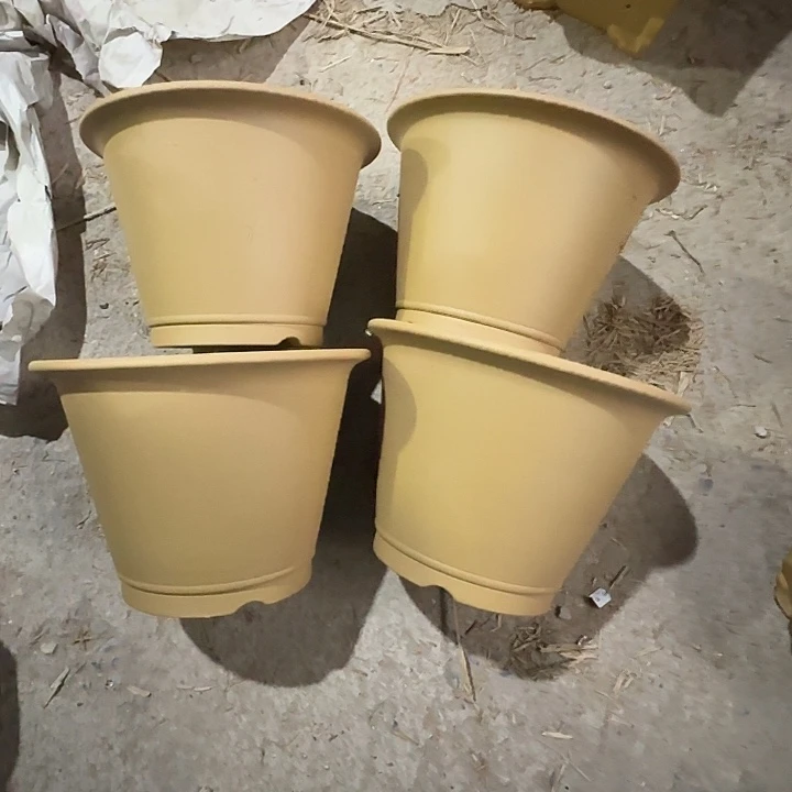 22×16四只手工黄段泥
