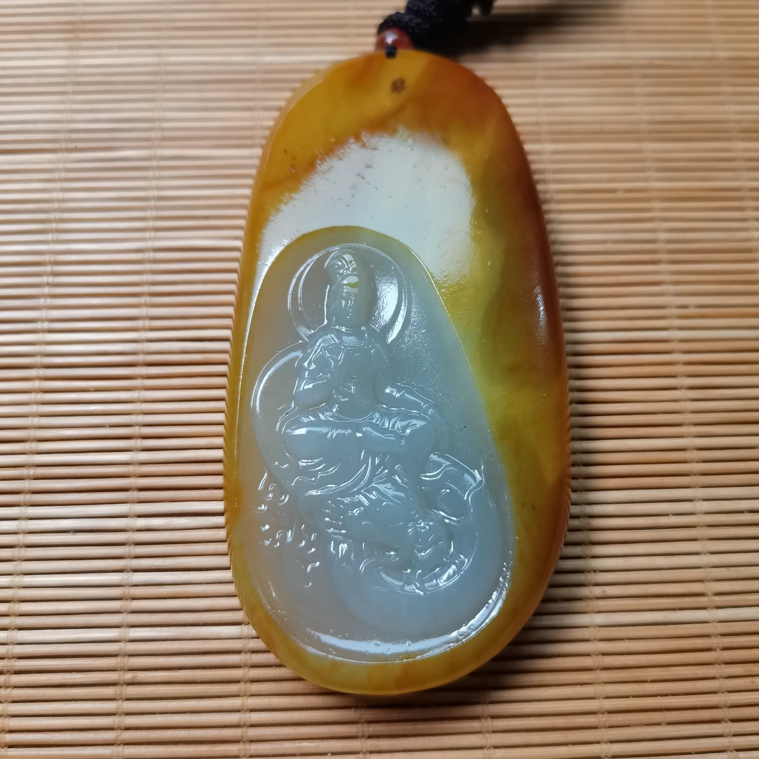 新疆和田玉玉龙观音挂件