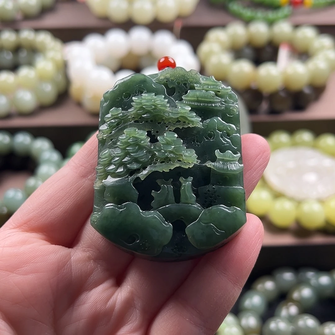 和田玉未镶嵌颈饰