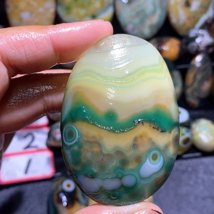 玛瑙/玉髓玛瑙吊坠未镶嵌