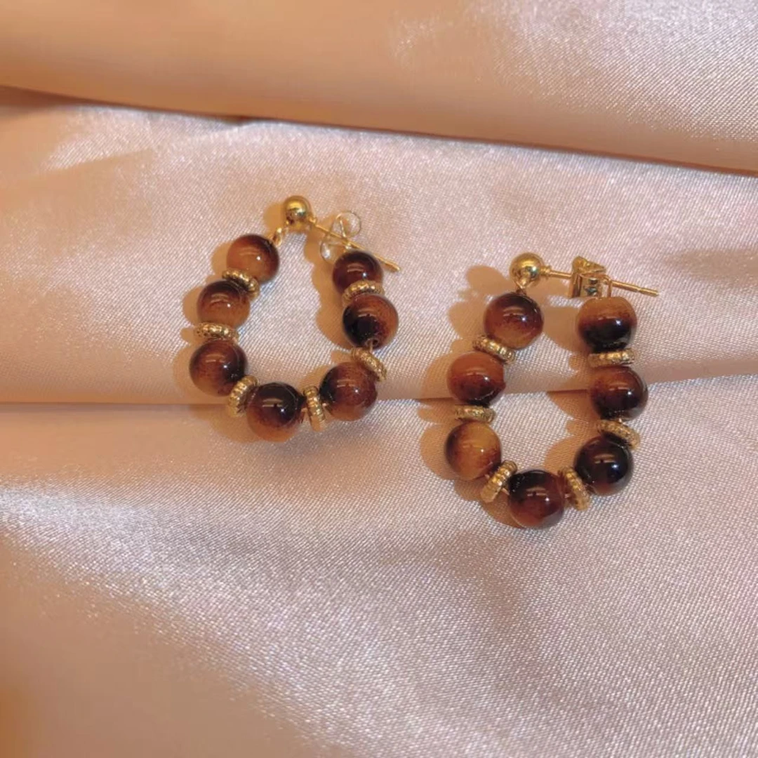 铜合金耳饰 【N82】2025爆款气质轻奢百搭简约精致网红设计师耳环