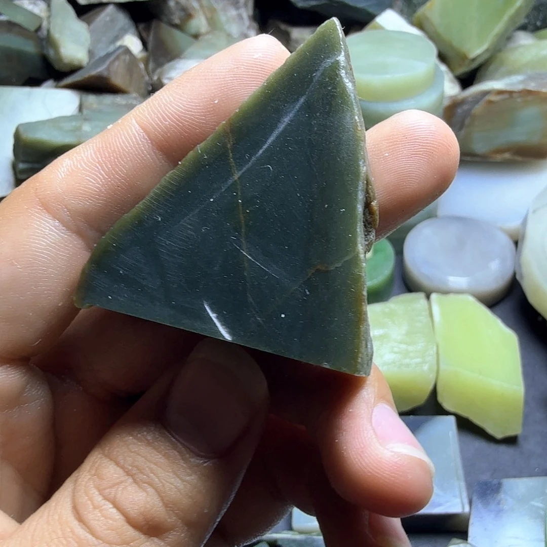 和田玉（糖玉）未镶嵌挂件