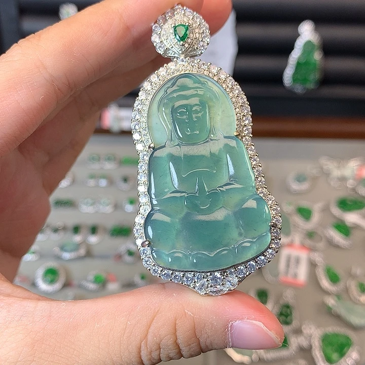 翡翠未镶嵌颈饰吊坠