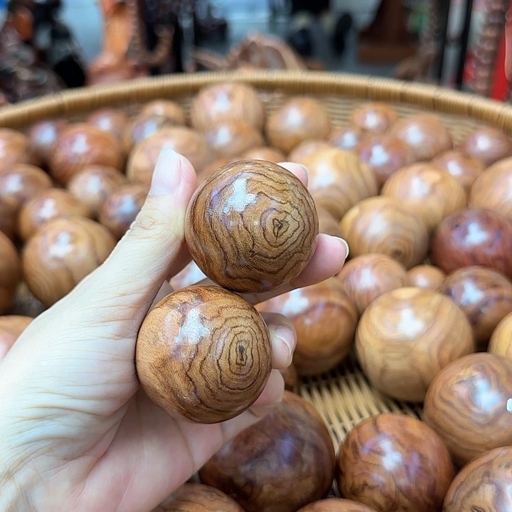 黄花梨/降香黄檀黄花梨手球4.5