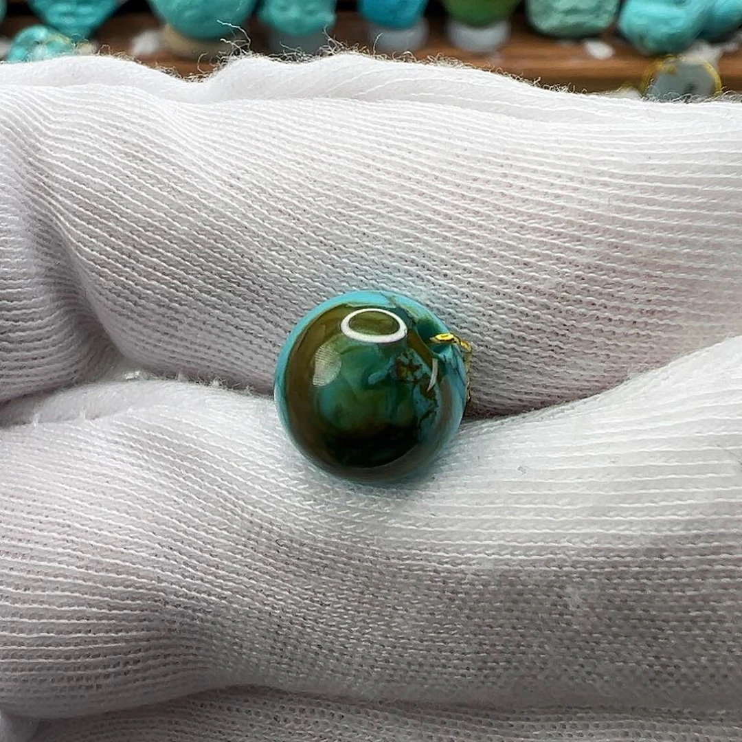 绿松石配饰未镶嵌