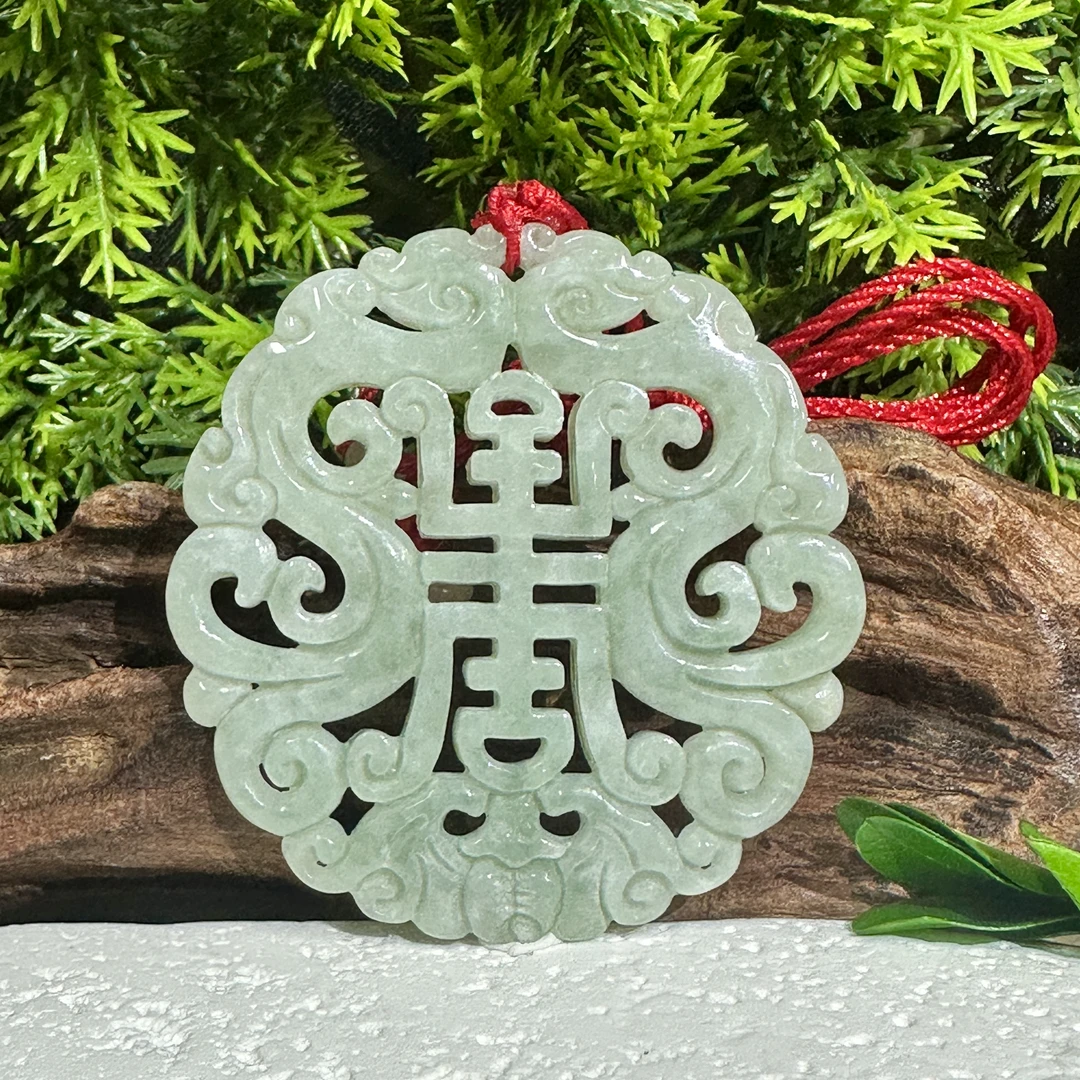 天然缅料A货翡翠吊坠/一件（微瑕）