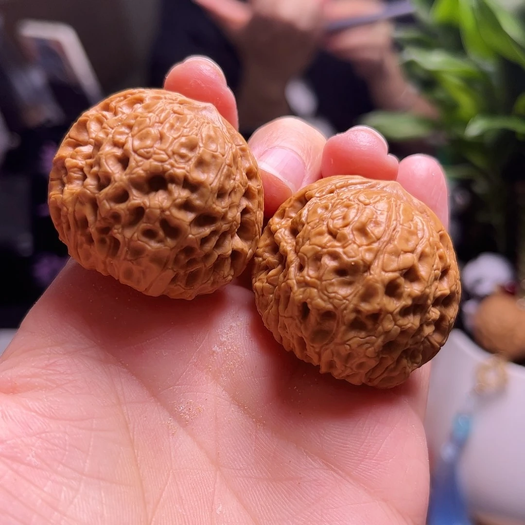 文玩核桃吊坠37尺团圆8