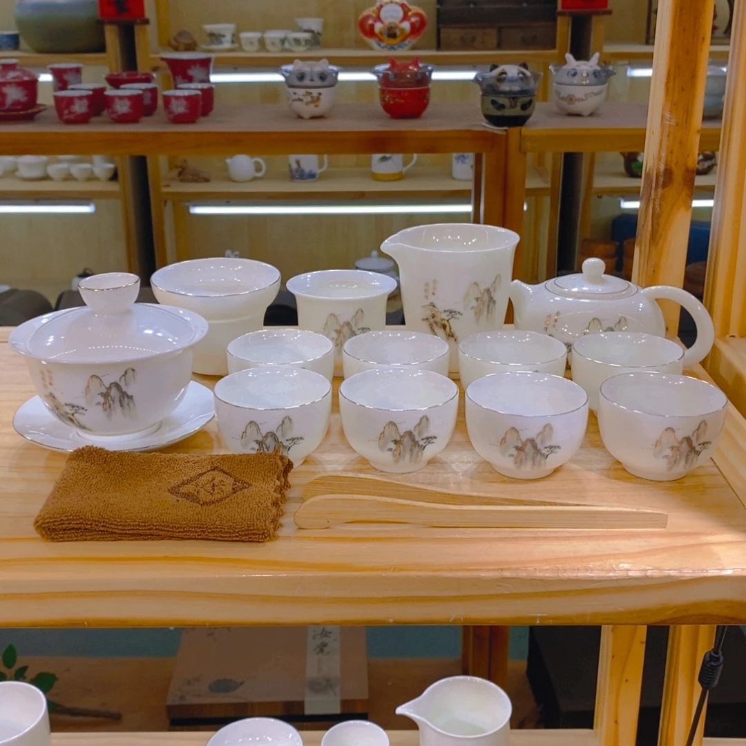 不止中国白羊脂玉瓷