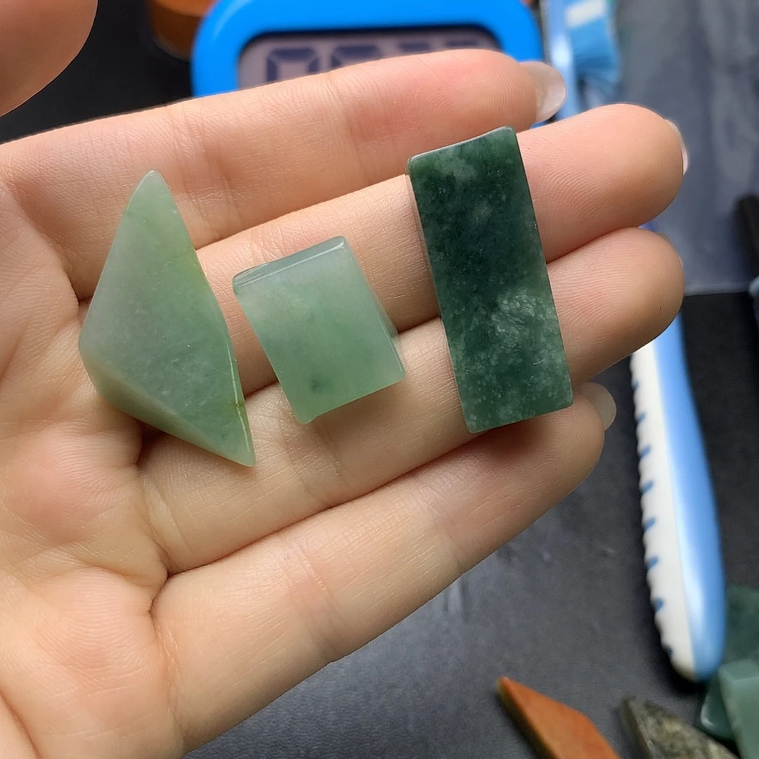 翡翠未镶嵌颈饰翡翠吊坠未镶嵌