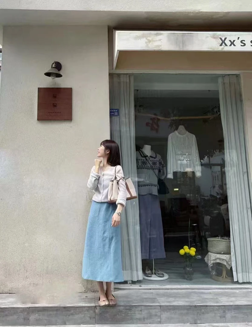 2025秋季新款韩系气质显瘦灰色针织开衫高腰气质半身裙两件套装