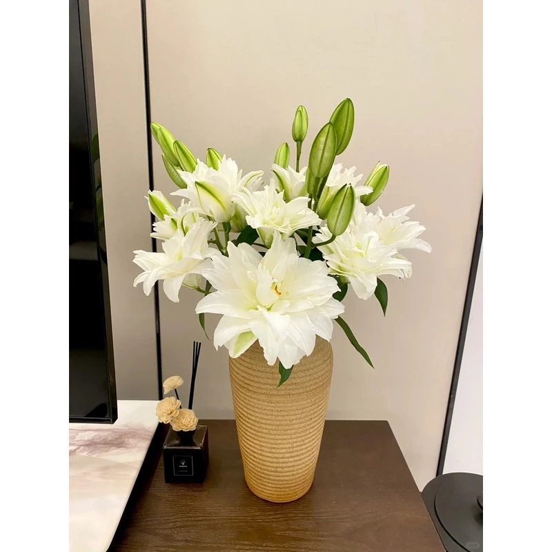 【滑雪板】重瓣香水百合 一单包邮 云南鲜花昆明基地现采现发