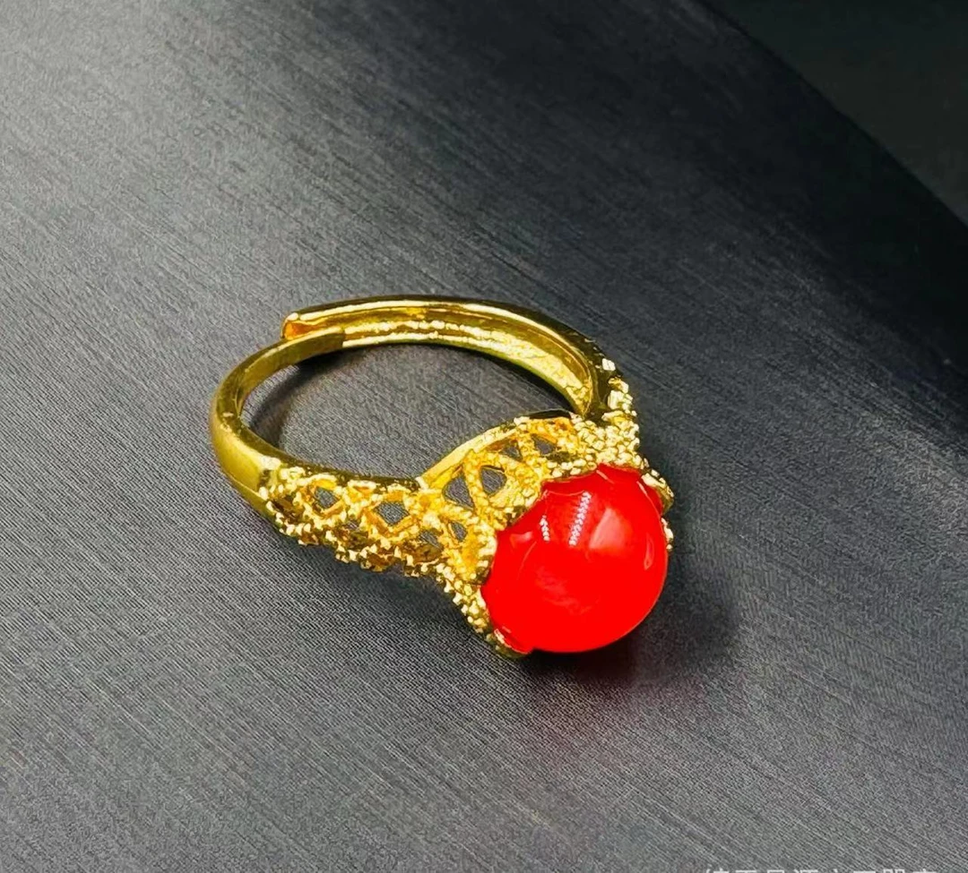 玛瑙戒指满肉柿子红