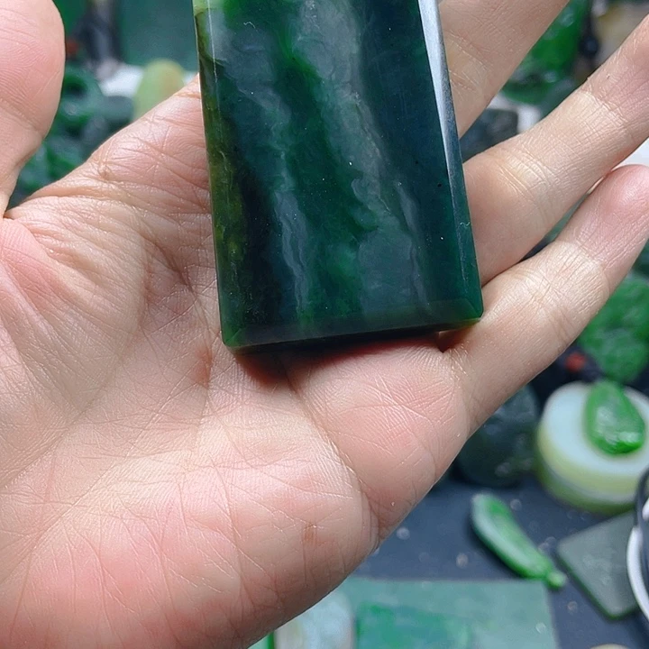 未镶嵌和田玉珠宝半成品