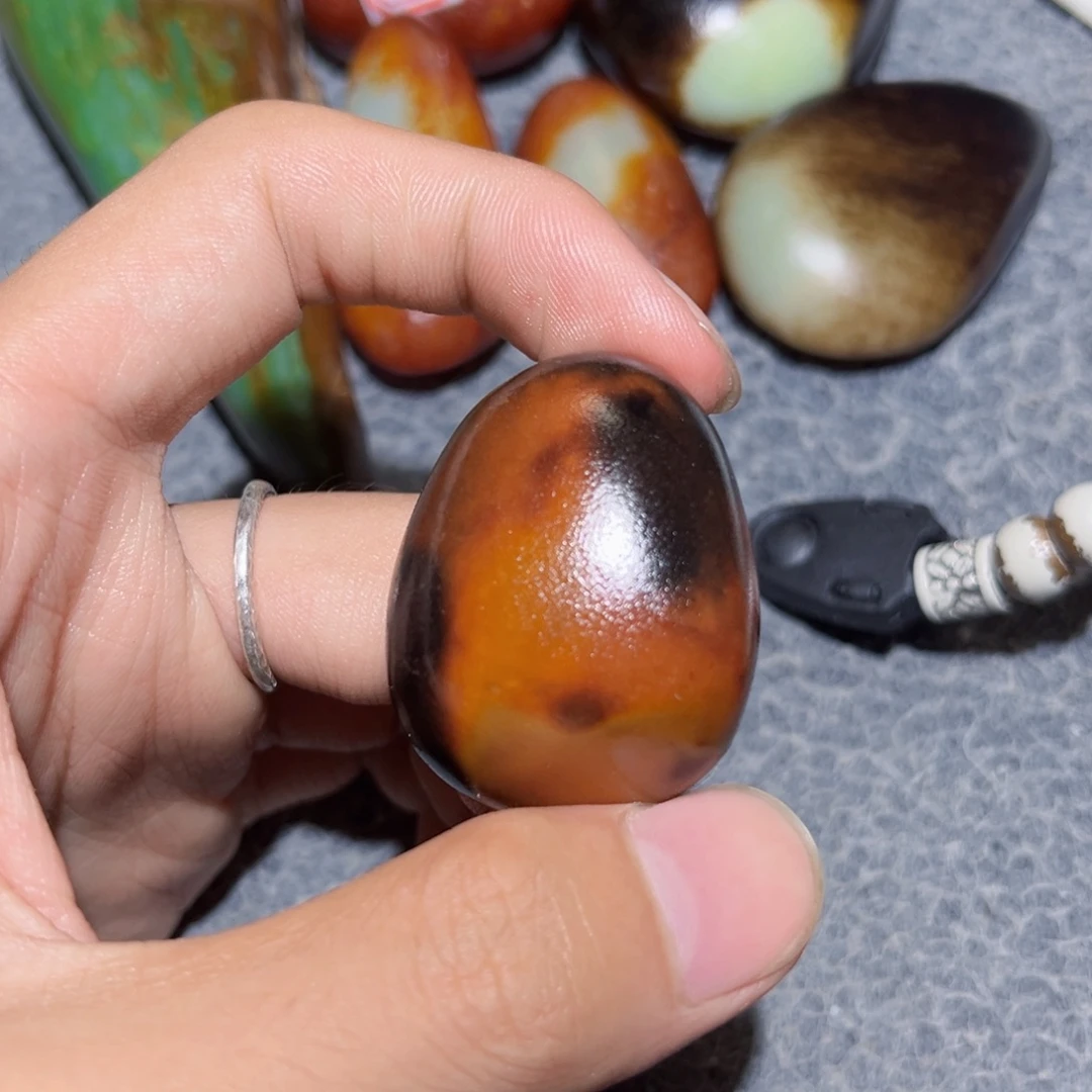 和田玉未镶嵌珠宝奇石