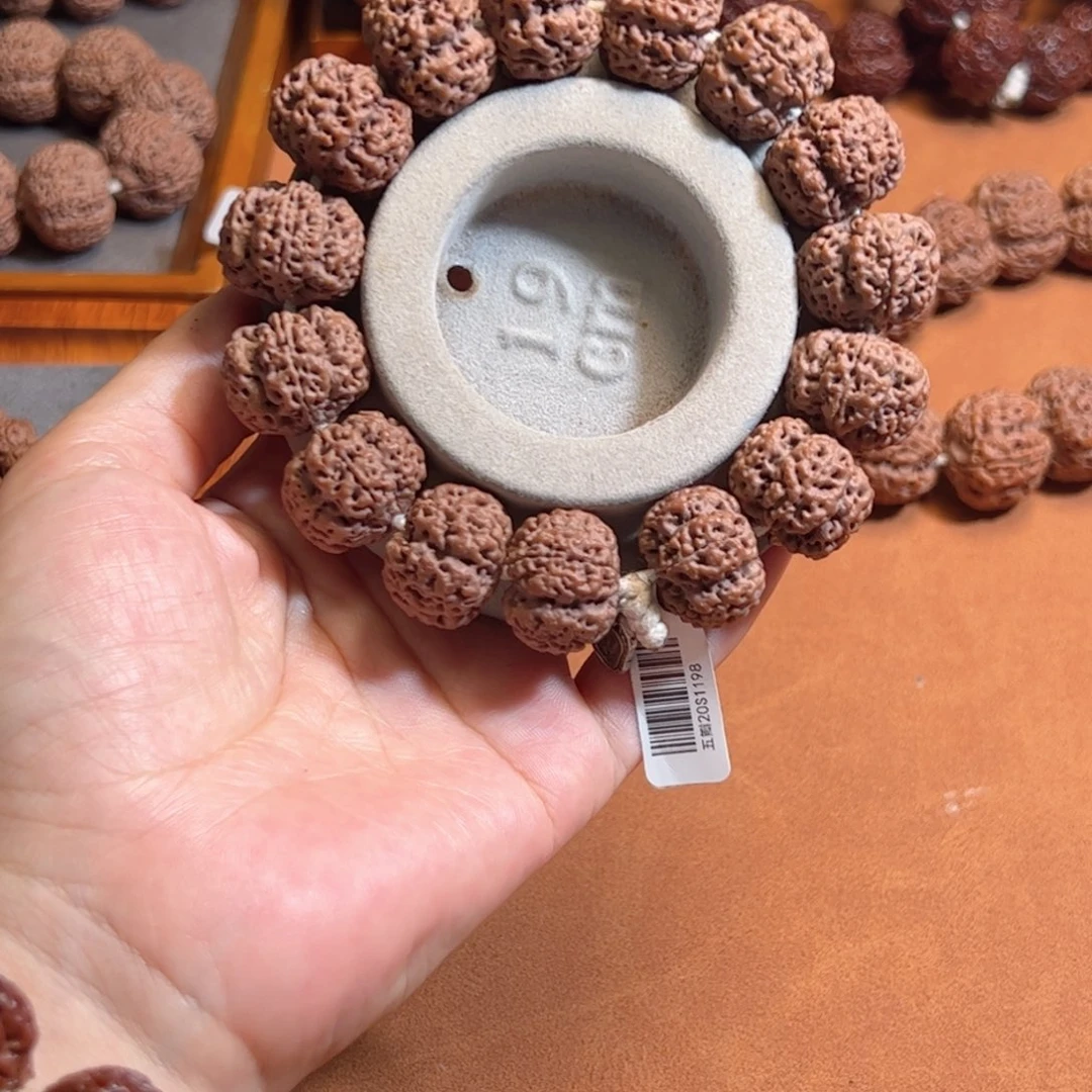 手串金刚菩提20金标级梁高端平头深沟爆肉矮桩