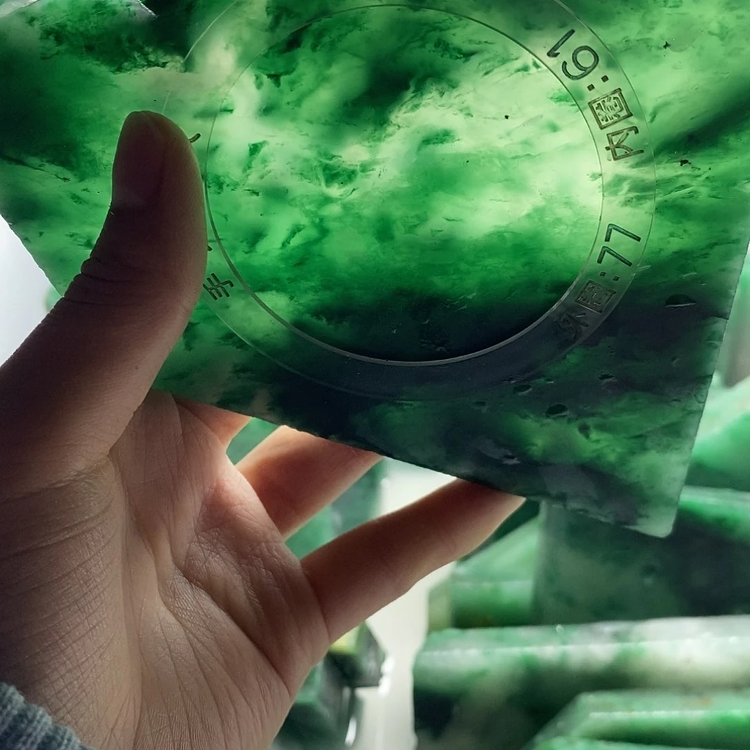 定制石英质玉（非洲翠）空**境