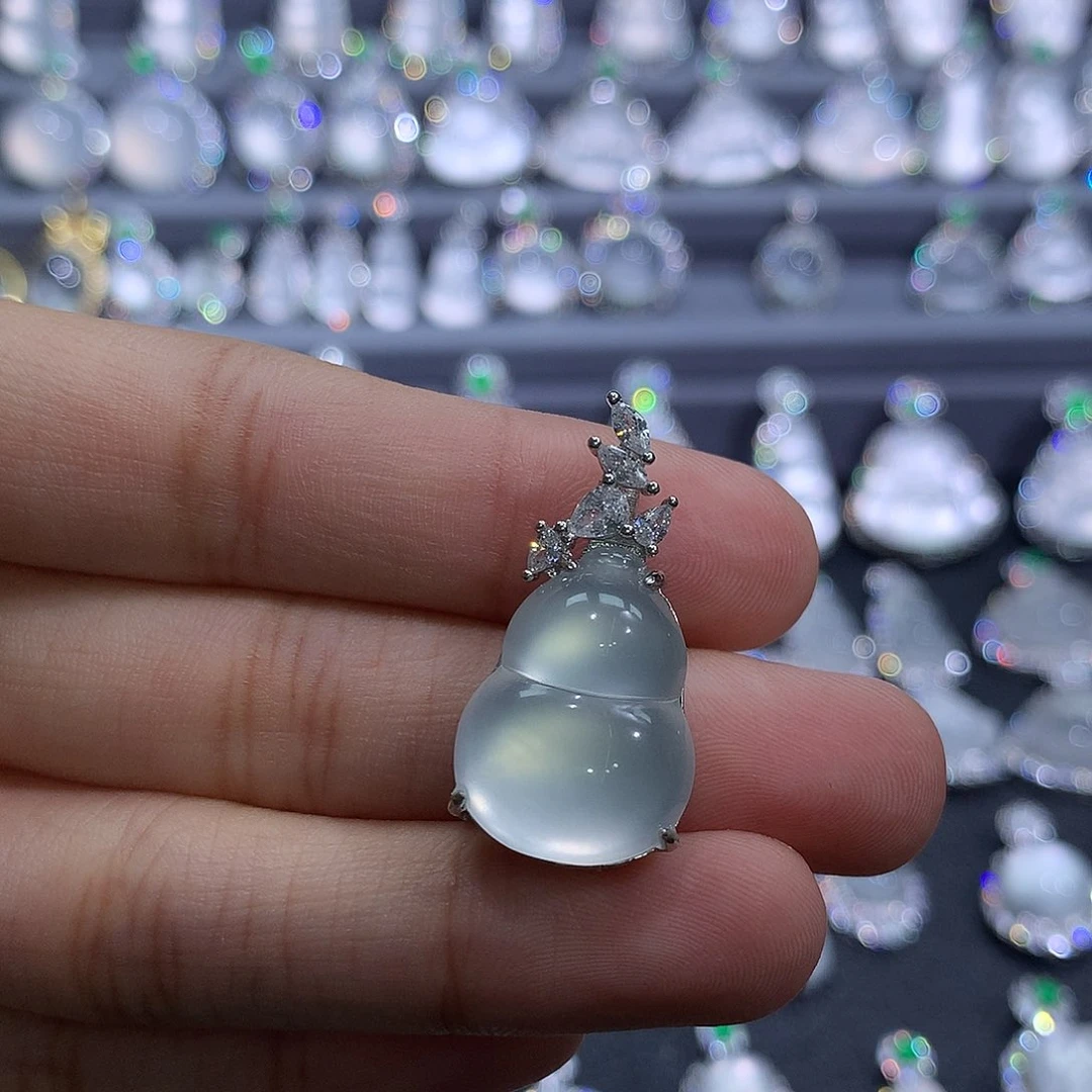 石英质玉银S925镶嵌吊坠(不含链)m****j