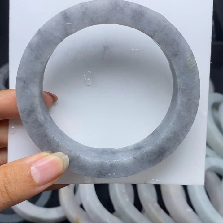 定制翡翠翡翠手镯未镶嵌