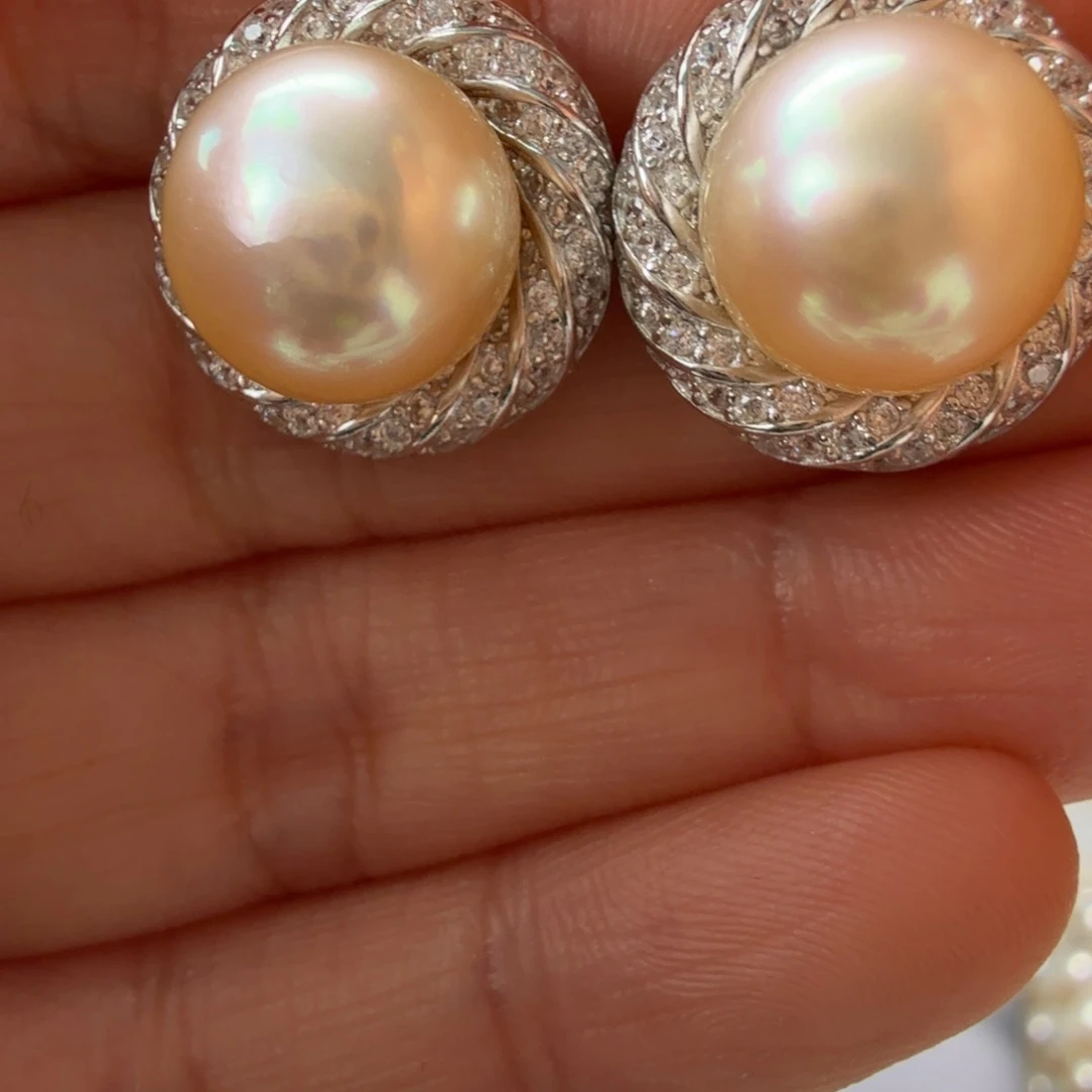 c***芙银S925镶嵌耳饰海水珍珠