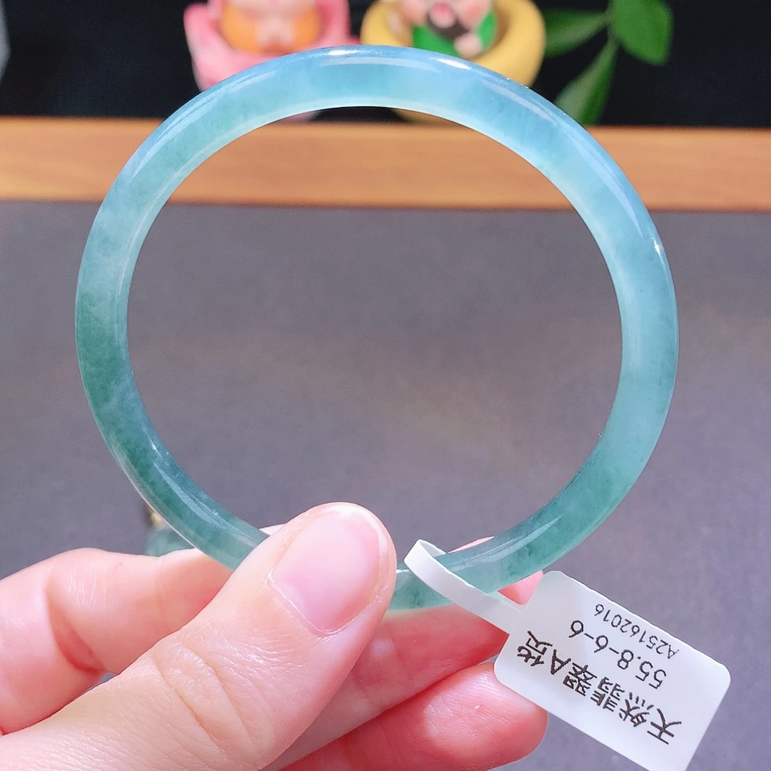 翡翠未镶嵌手镯天然翡翠