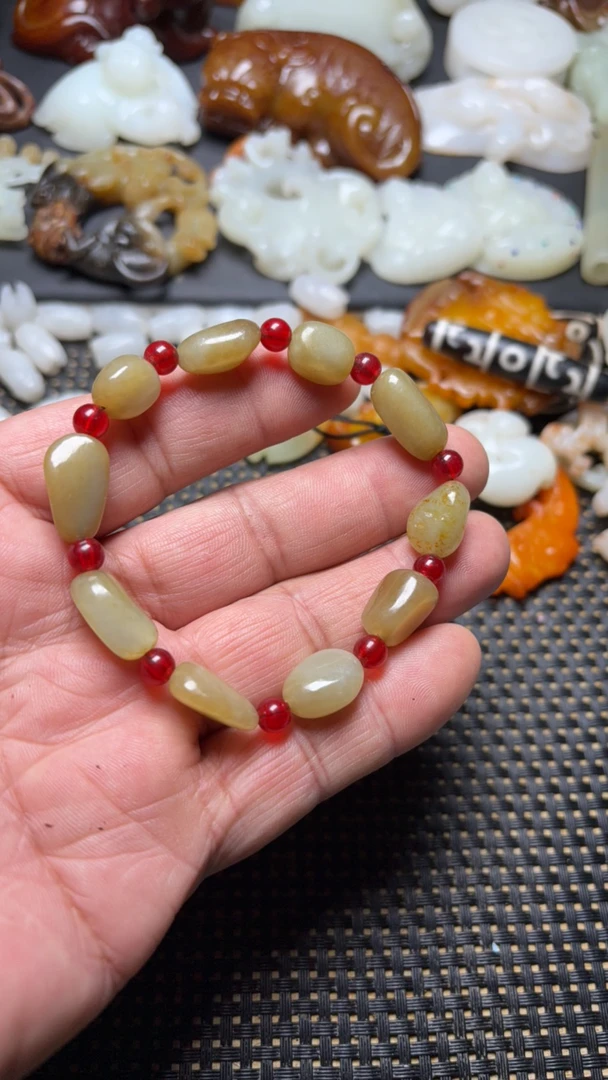 精品和田玉手链串串