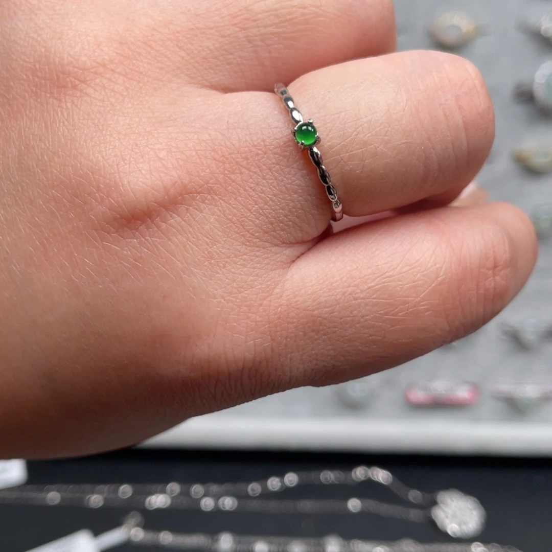 翡翠戒指银S925镶嵌戒指