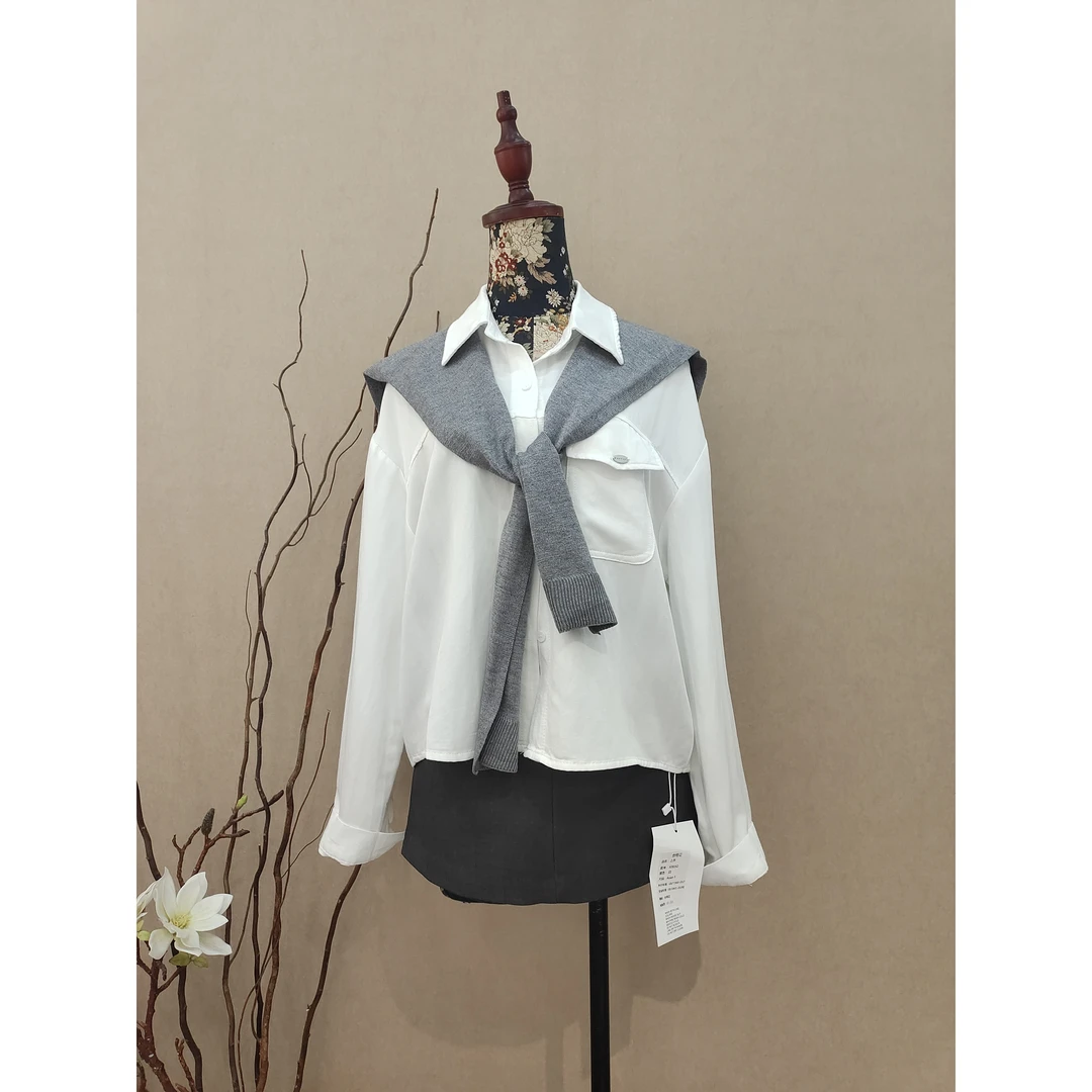 米雪严选一简约宽松白色衬衫女2025早秋新款百搭配披肩上衣两件套