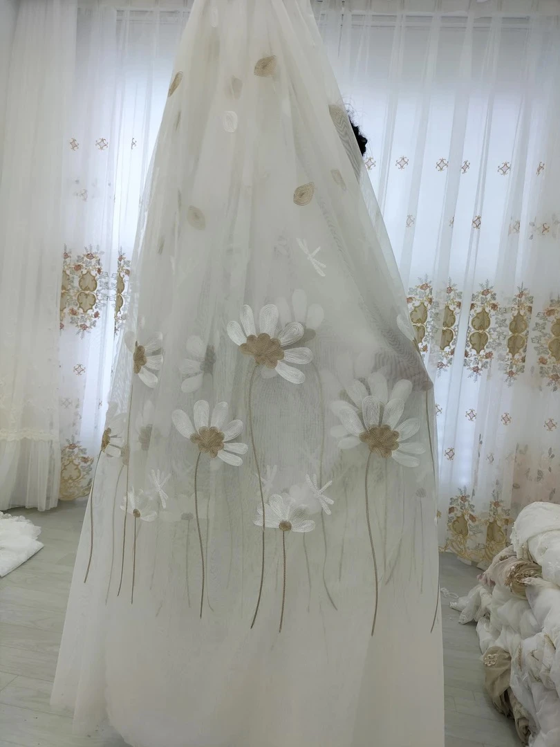 004小荷成品纱帘（不送挂钩）