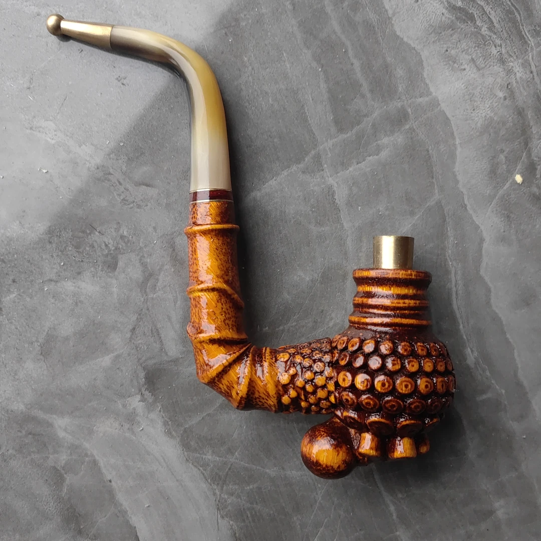 贵州竹根实心竹牛角嘴一弯，20公分长，小巧精致，孝敬老人送礼佳品