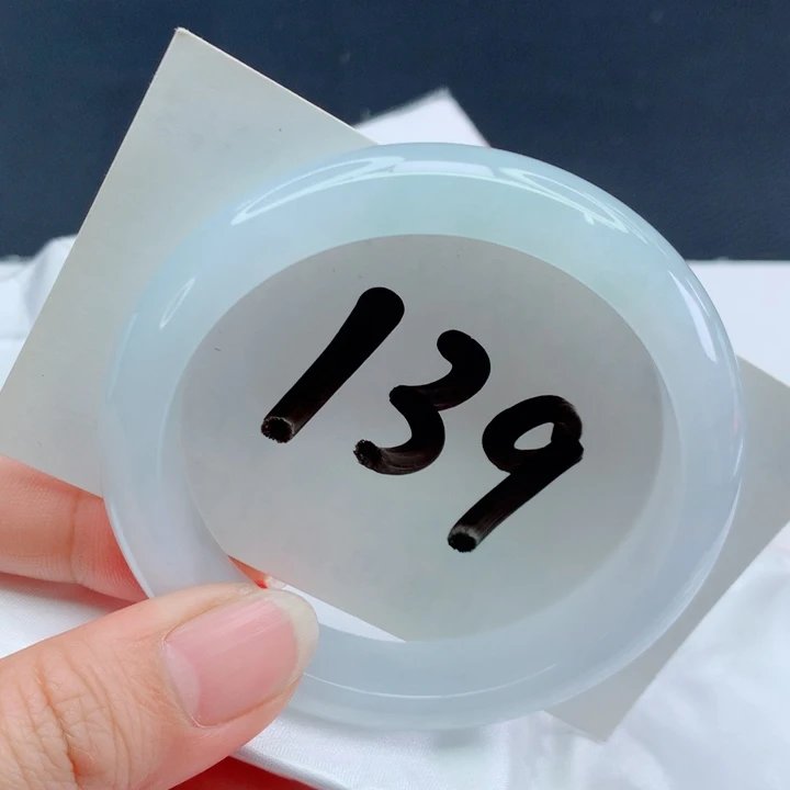 翡翠手镯未镶嵌正