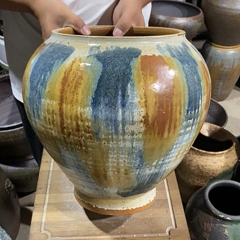 紫砂花盆口23高度32蓝油画