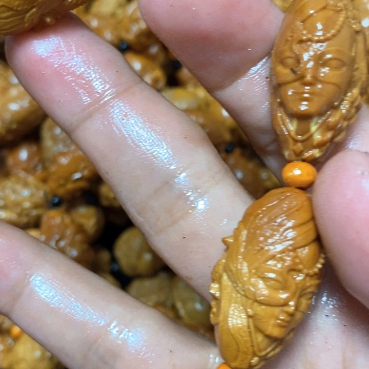 大***象橄榄核手串/手链橄榄微瑕美女