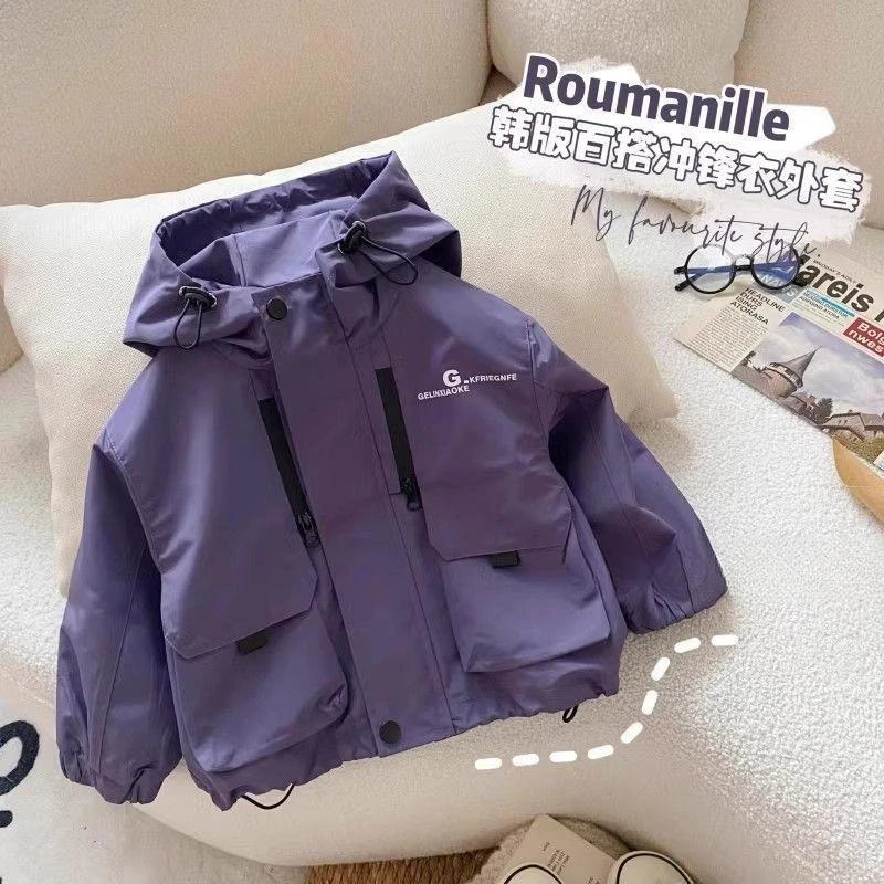 男童外套春秋宝宝冲锋衣秋装洋气秋季薄款小童外穿连帽男孩童装