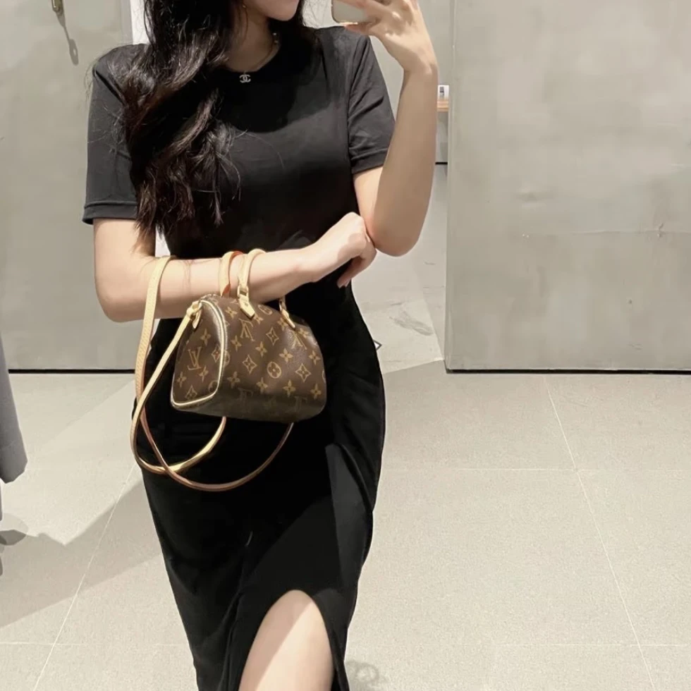 95新 LouisVuitton/路易威登 全原speedy nano枕头包斜挎