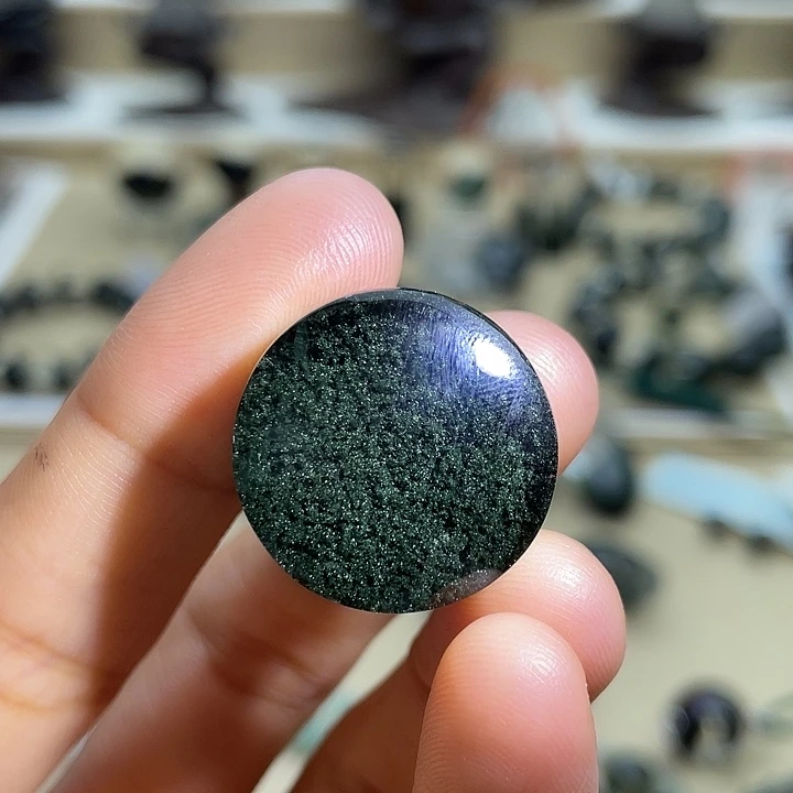 未镶嵌颈饰水晶满绿圆牌定制