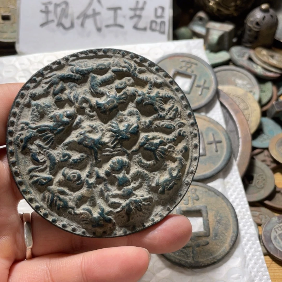 铜现代工艺品学习币