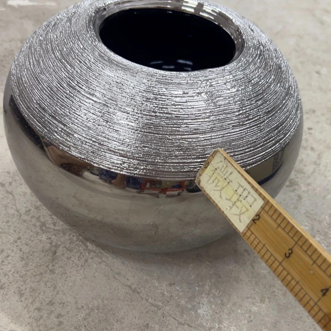 微瑕青花瓷器值得厚爱