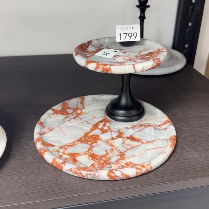 X1799.                   红