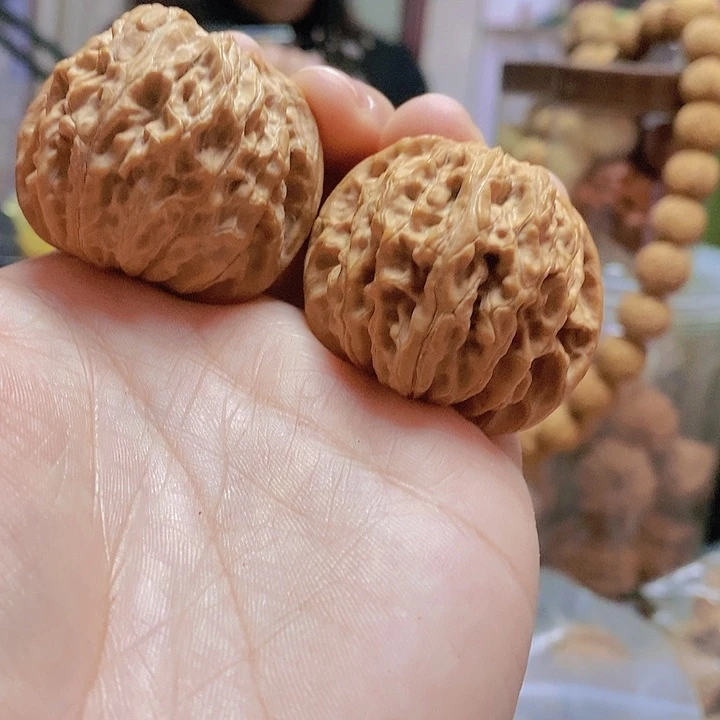 【闪购商品】文玩核桃把件40磨盘