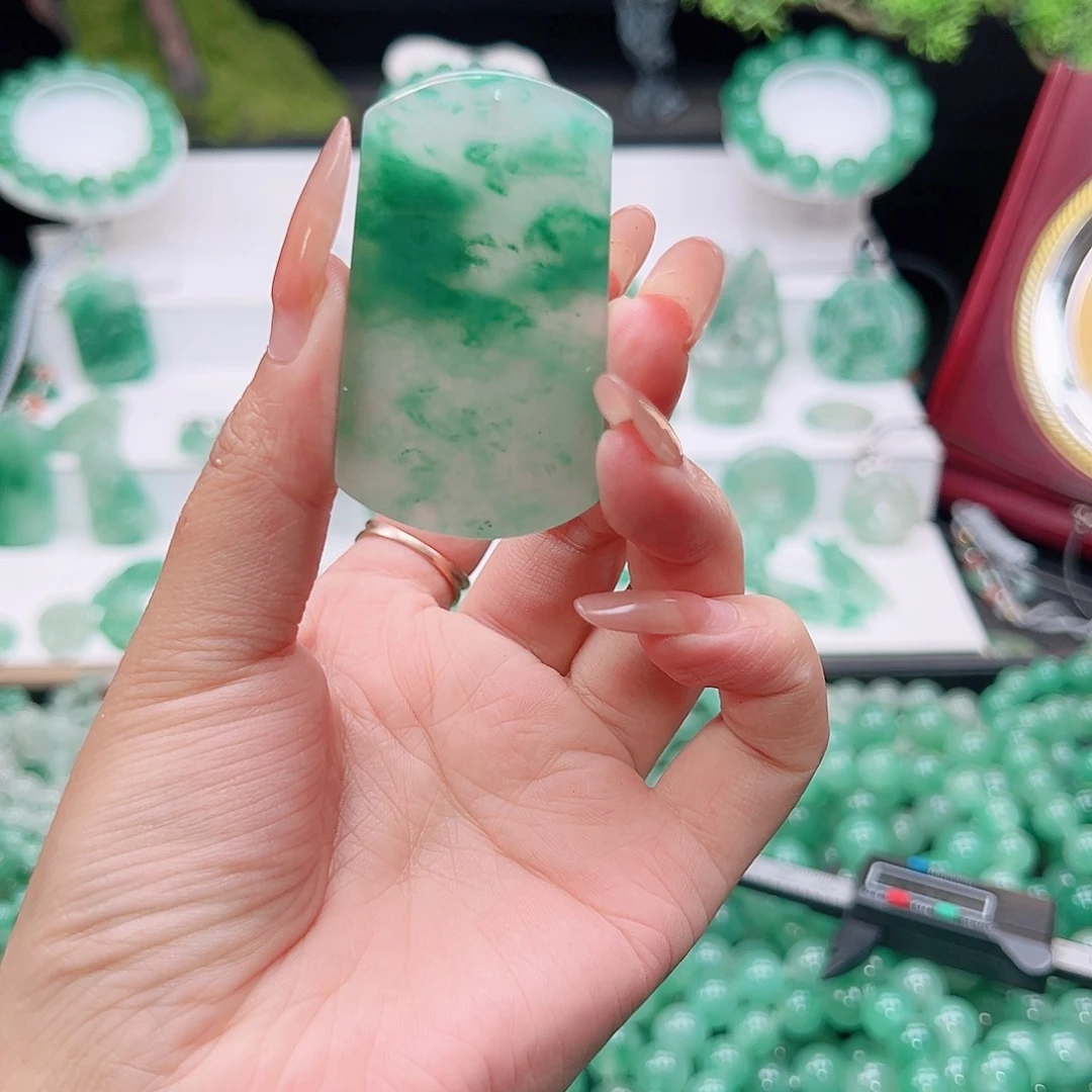 石英质玉（非洲翠）未镶嵌吊坠(赠链)